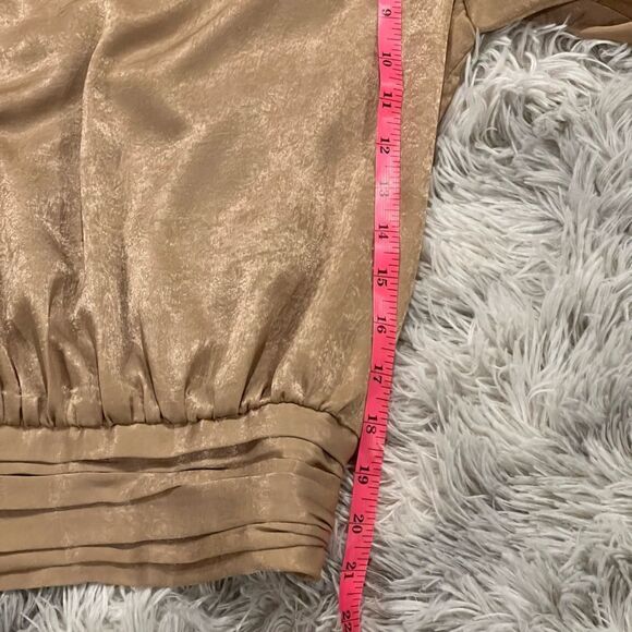 A.Calin By flying tomato puff sleeve top - Picture 5 of 9